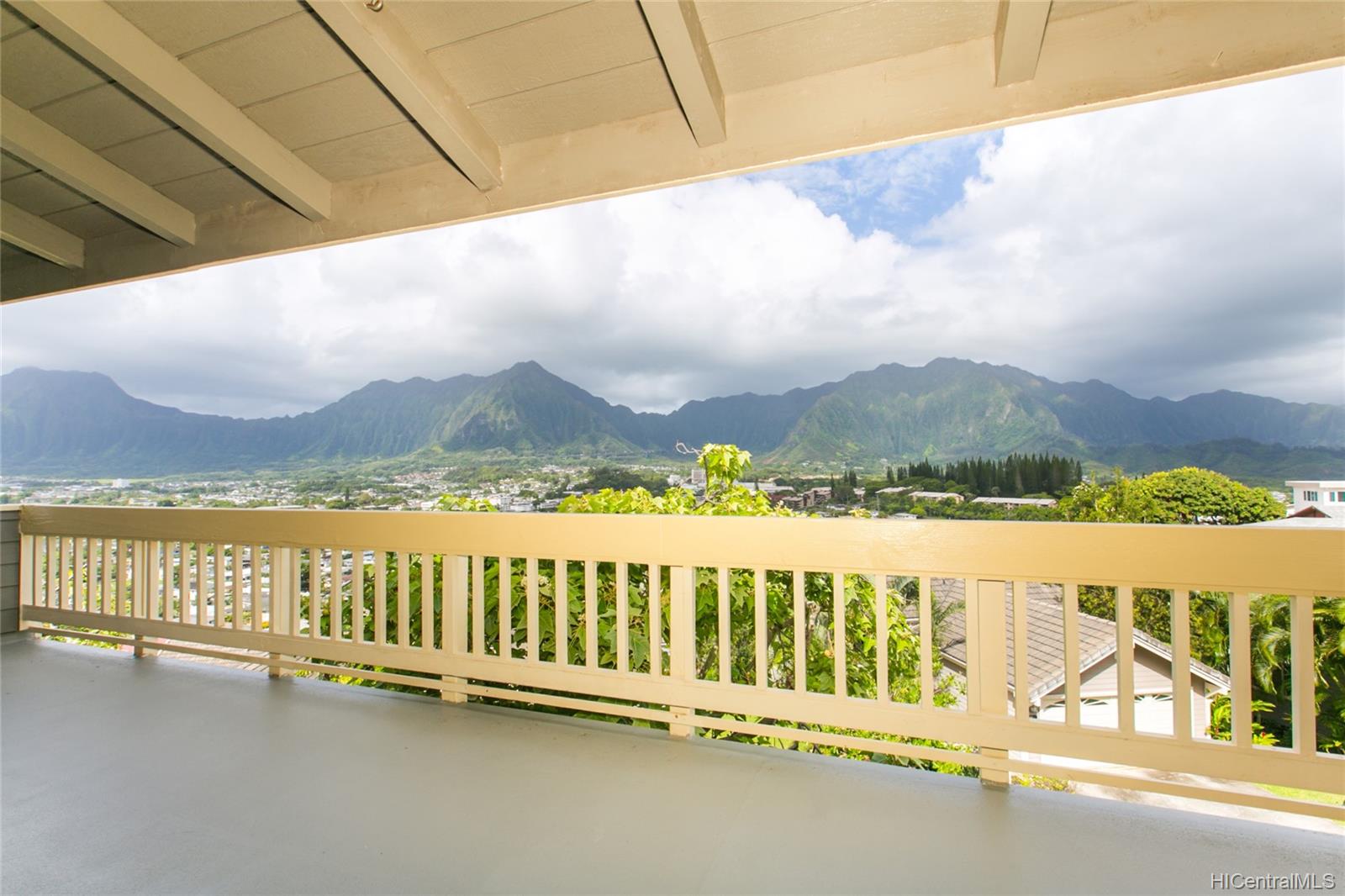 45-177B Lilipuna Road Kaneohe, HI 96744