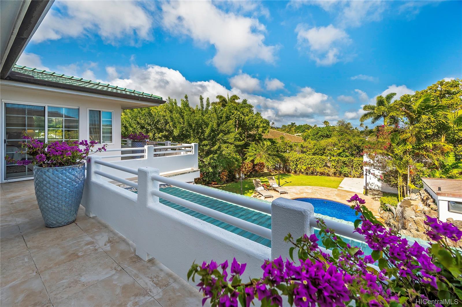 4633 Kilauea Avenue Honolulu, HI 96816