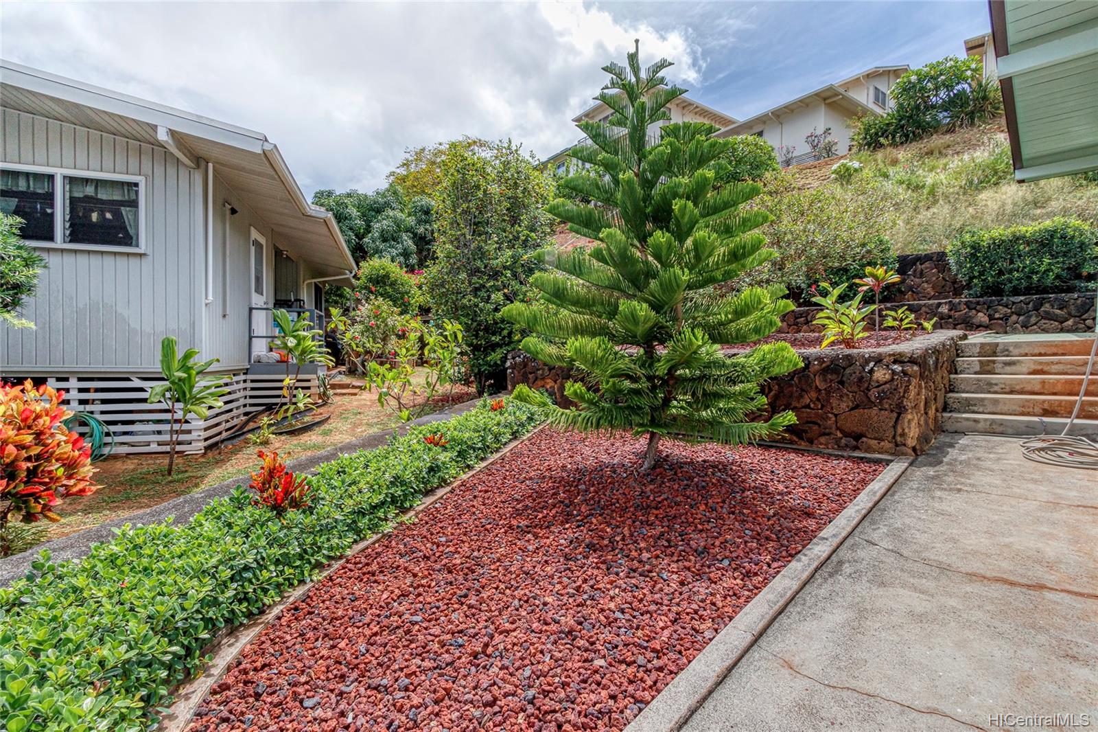 1434 Nanimauloa Place Honolulu, HI 96819