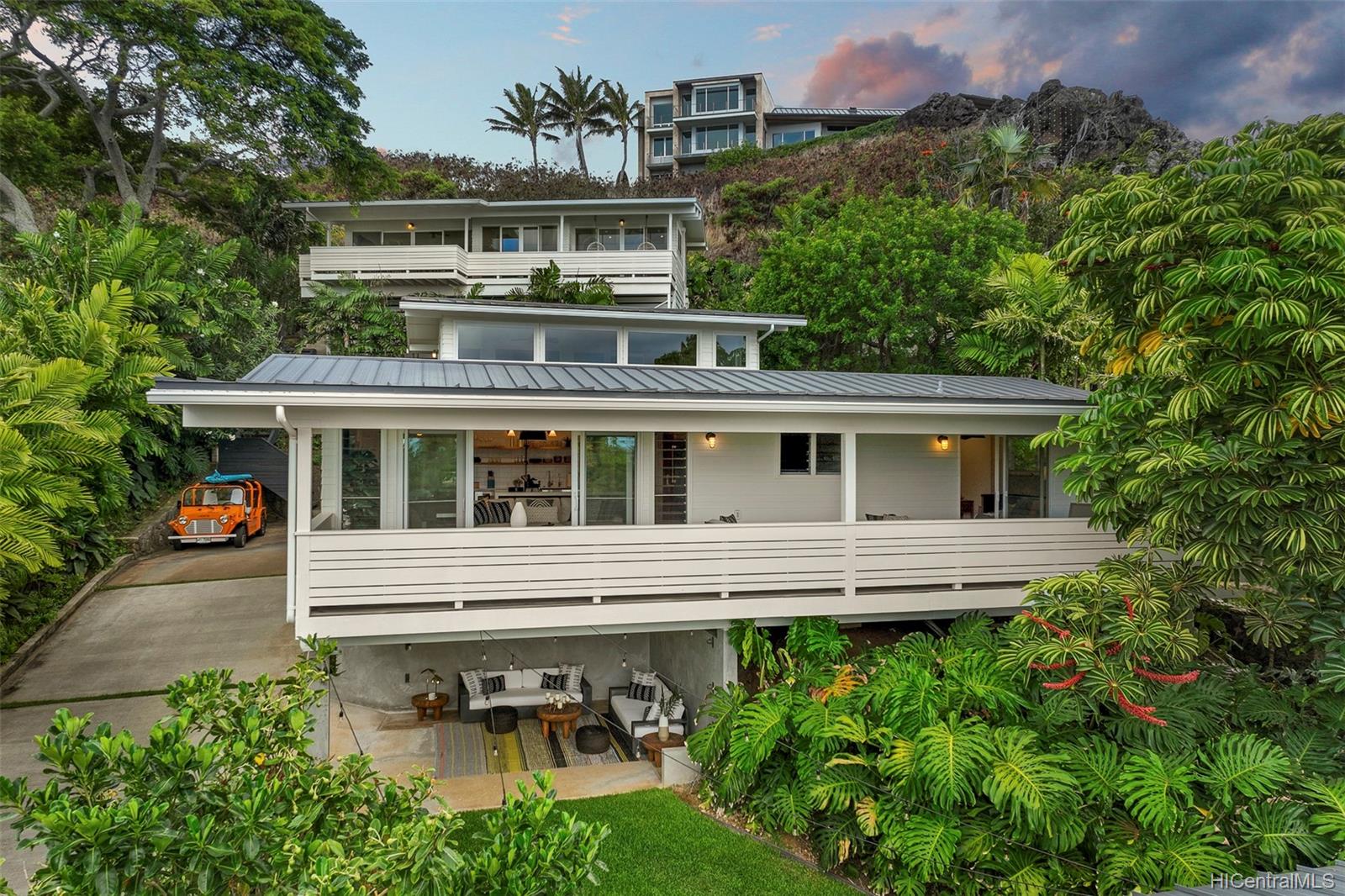 955 Aalapapa Drive Kailua, HI 96734