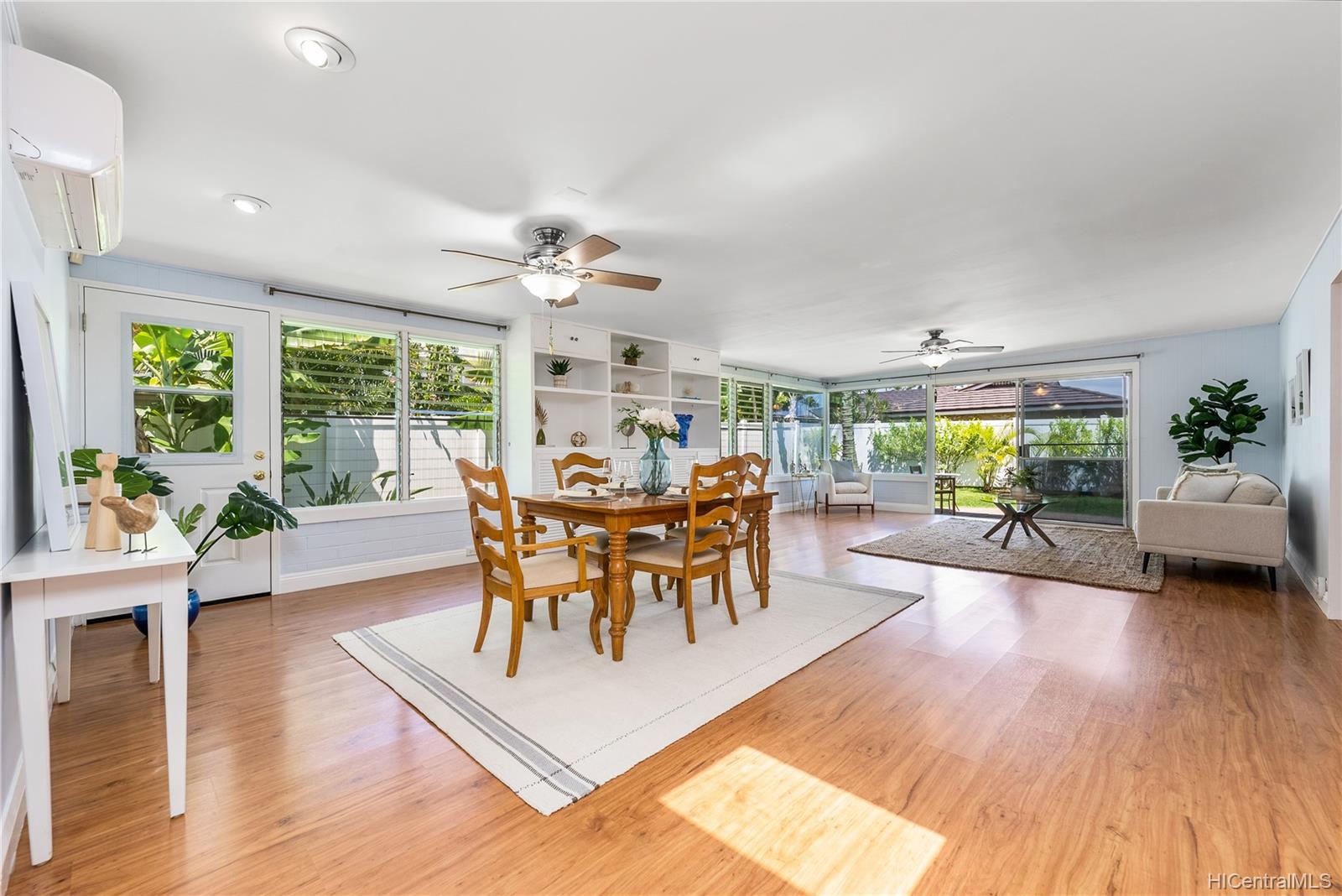 219 Ilihau Street Kailua, HI 96734