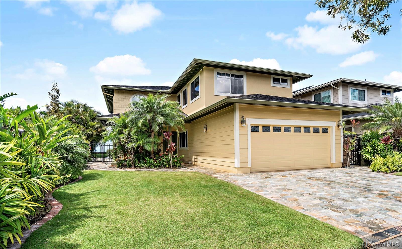 95-1027 Inana Street Mililani, HI 96789