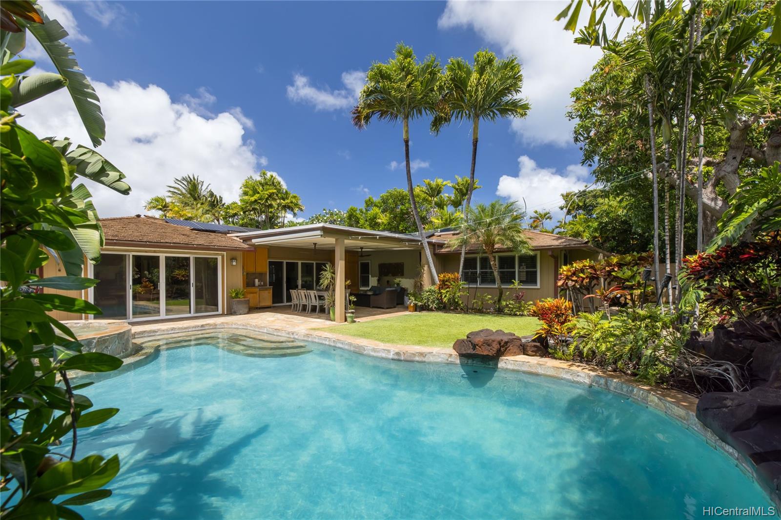 1062 Iiwi Street Honolulu, HI 96816