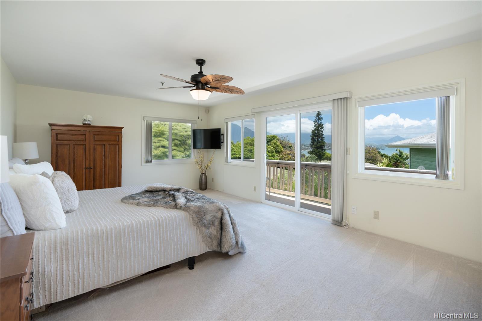 44-672 Kahinani Place #6, Kaneohe, HI 96744