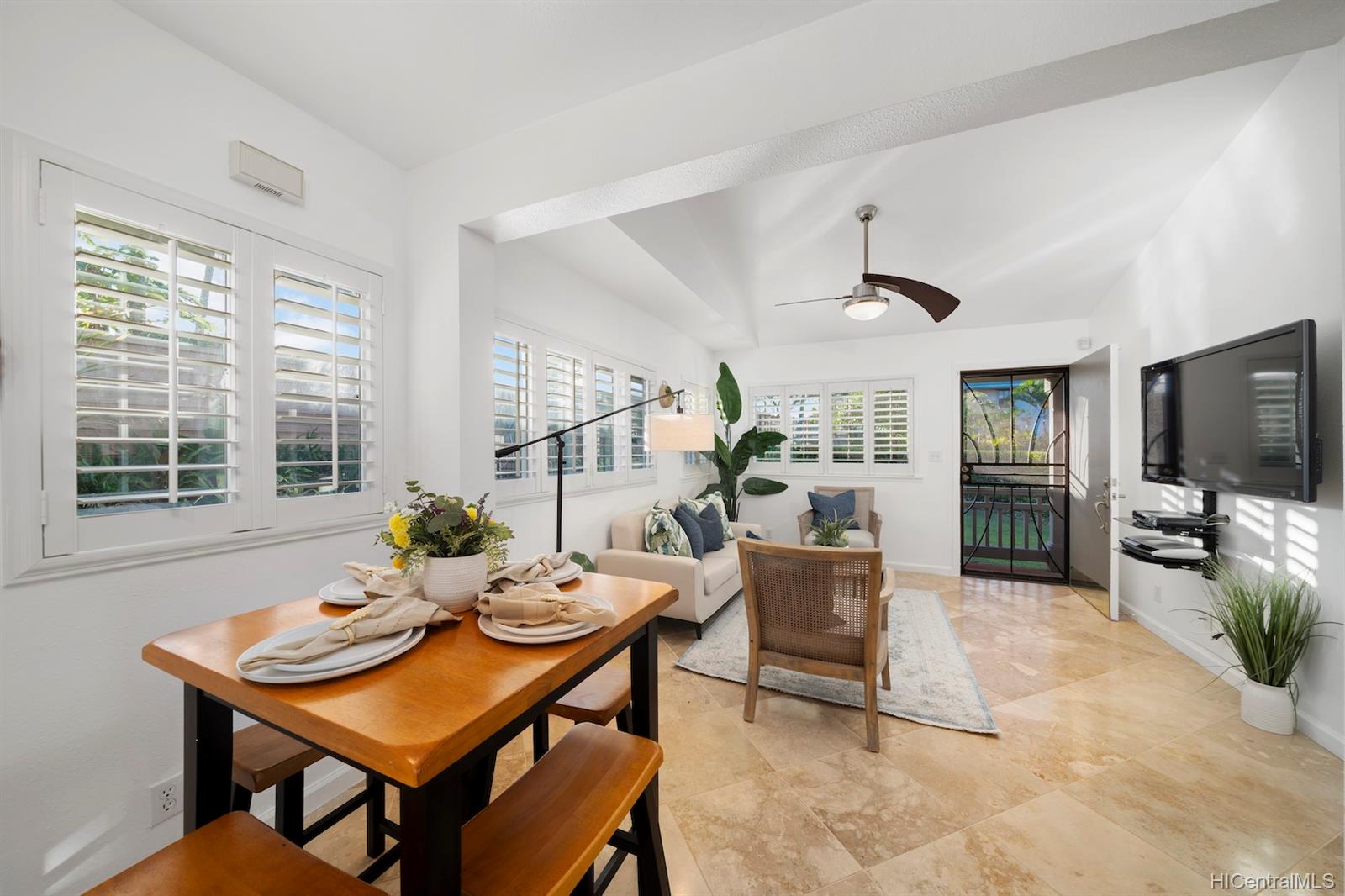 94-1017 Kuoo Street Waipahu, HI 96797