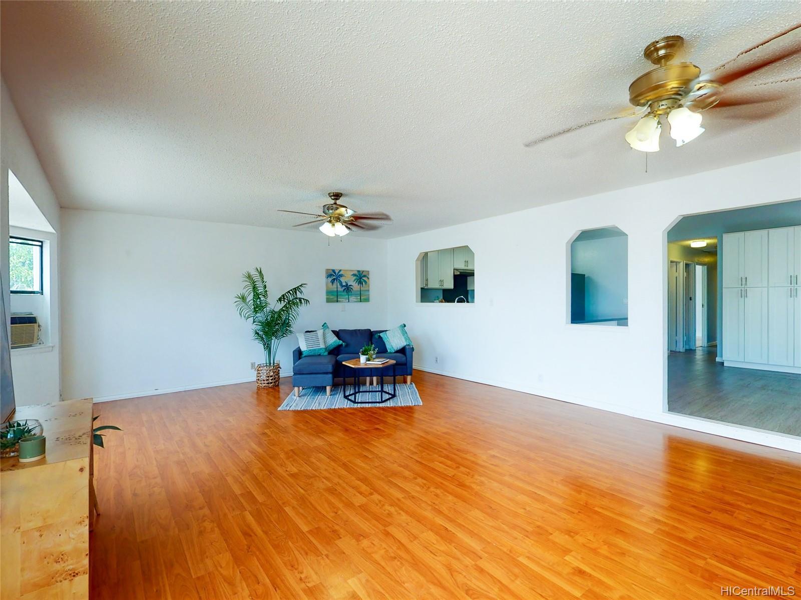 94-207 Alake Place Mililani, HI 96789