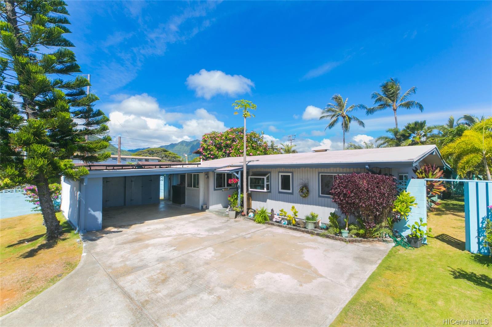 688 Wanaao Road Kailua, HI 96734