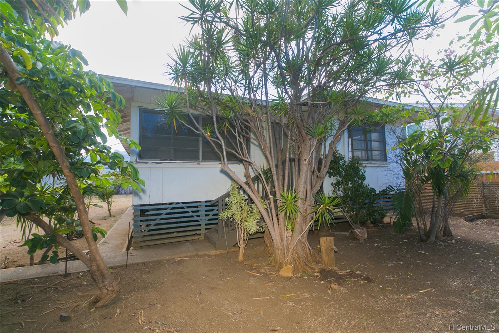 84-710 Fricke Street Waianae, HI 96792