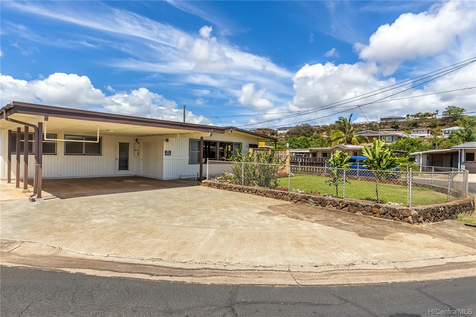 94-452 Awamoi Place Waipahu, HI 96797