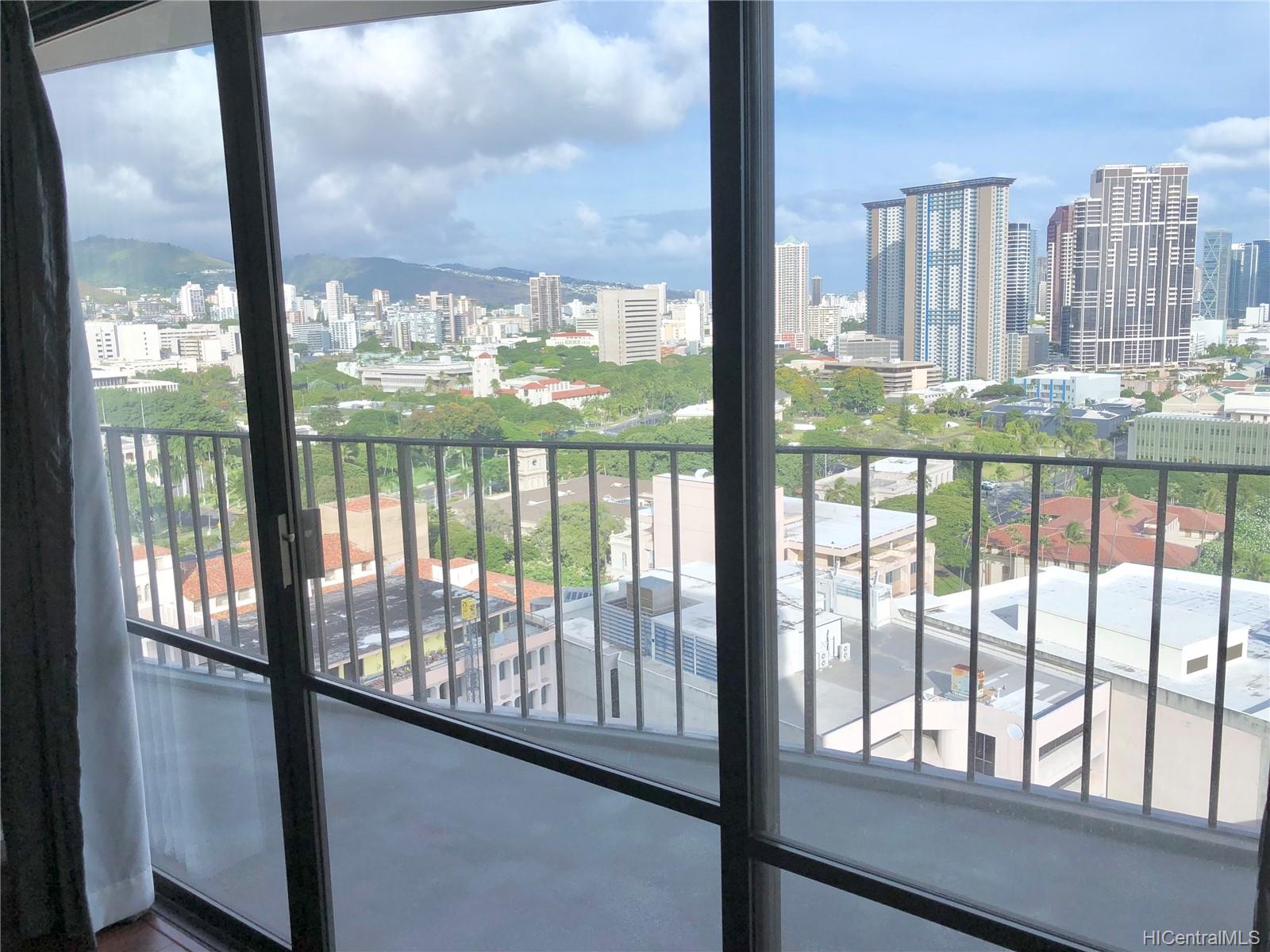 700 Richards Street #2207, Honolulu, HI 96813