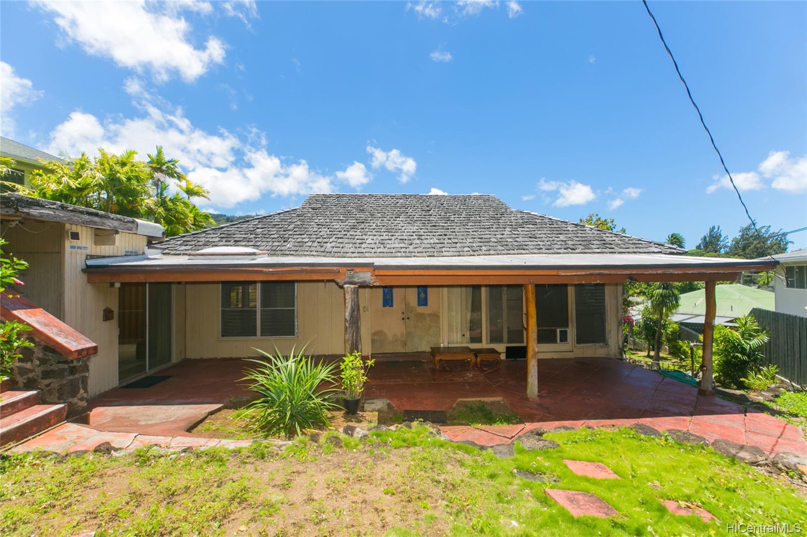 2657 Hillside Avenue Honolulu, HI 96822