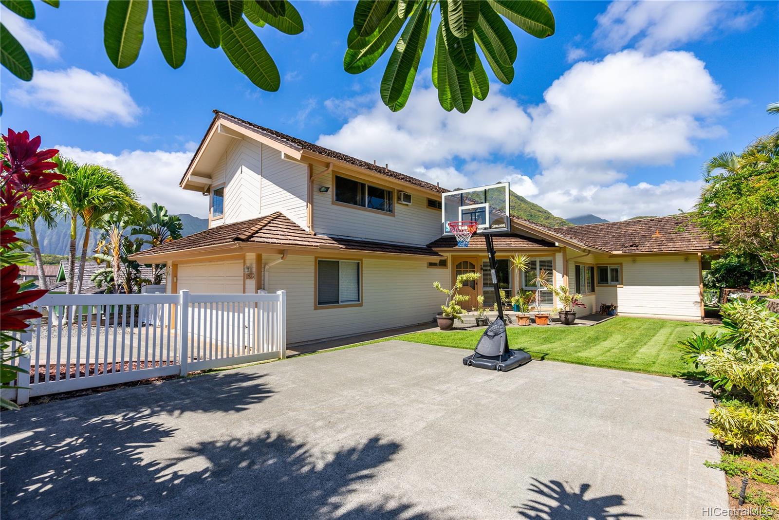1622 Paukiki Street Kailua, HI 96734