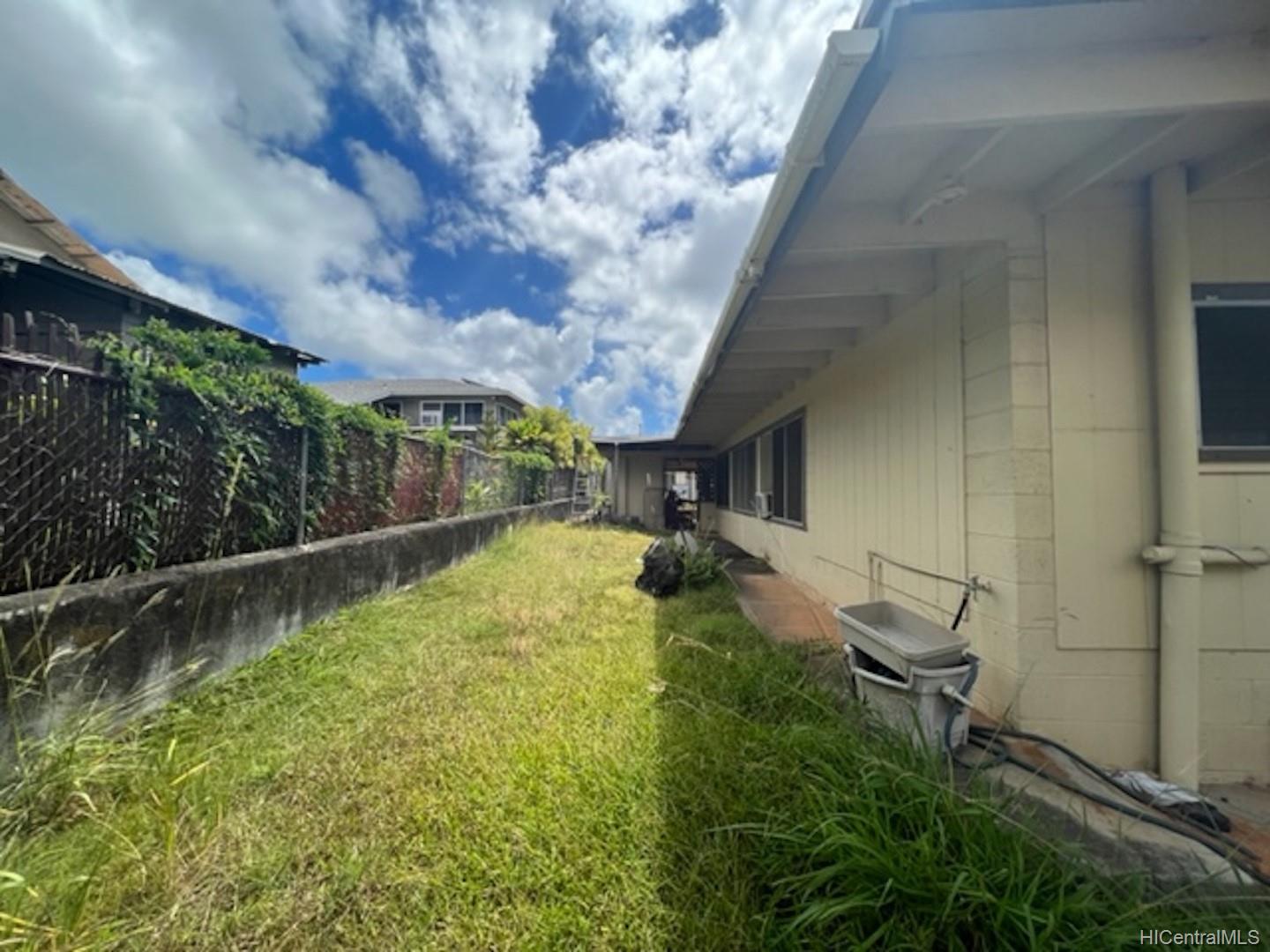 45-1040C Wailele Road Kaneohe, HI 96744