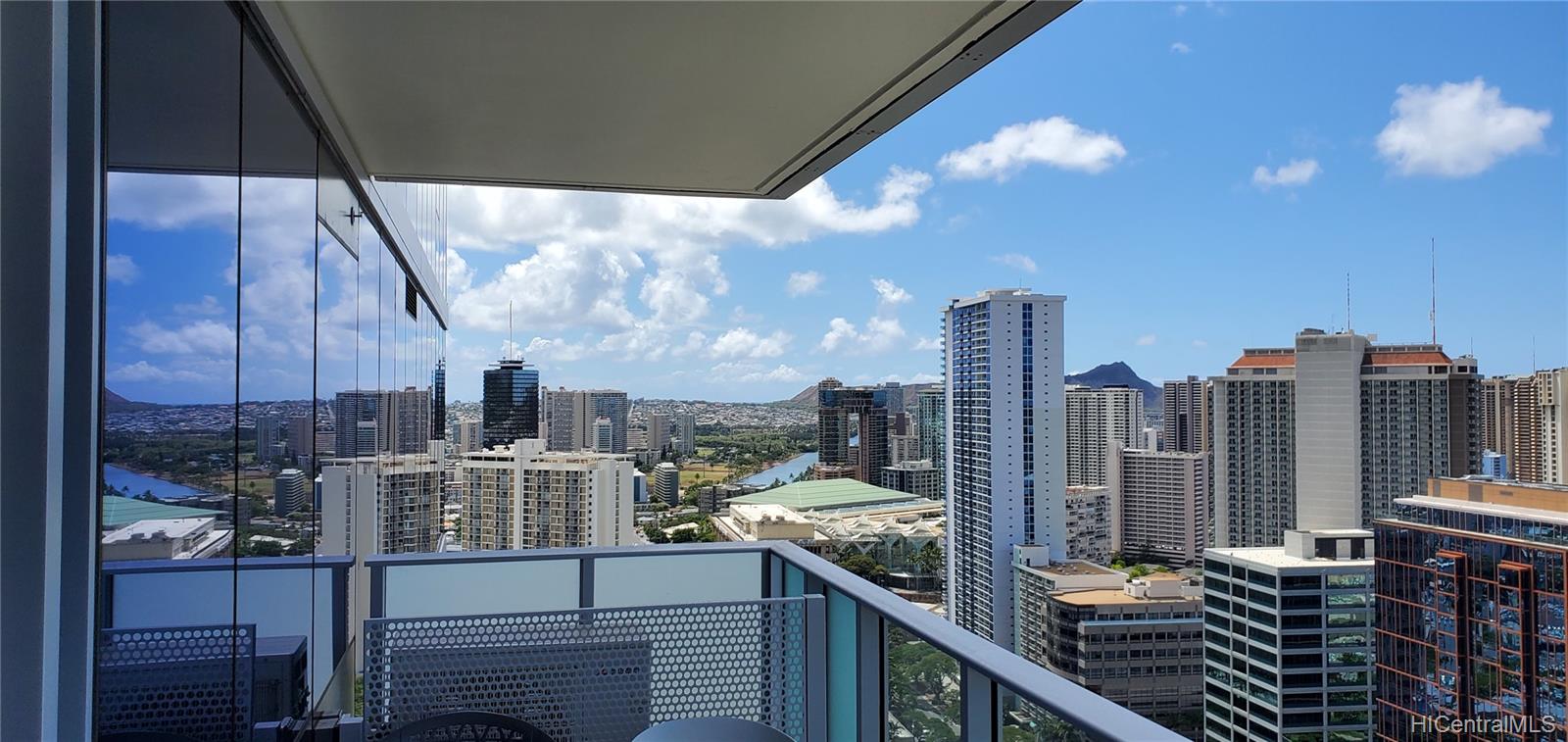 629 Keeaumoku Street #3201, Honolulu, HI 96814