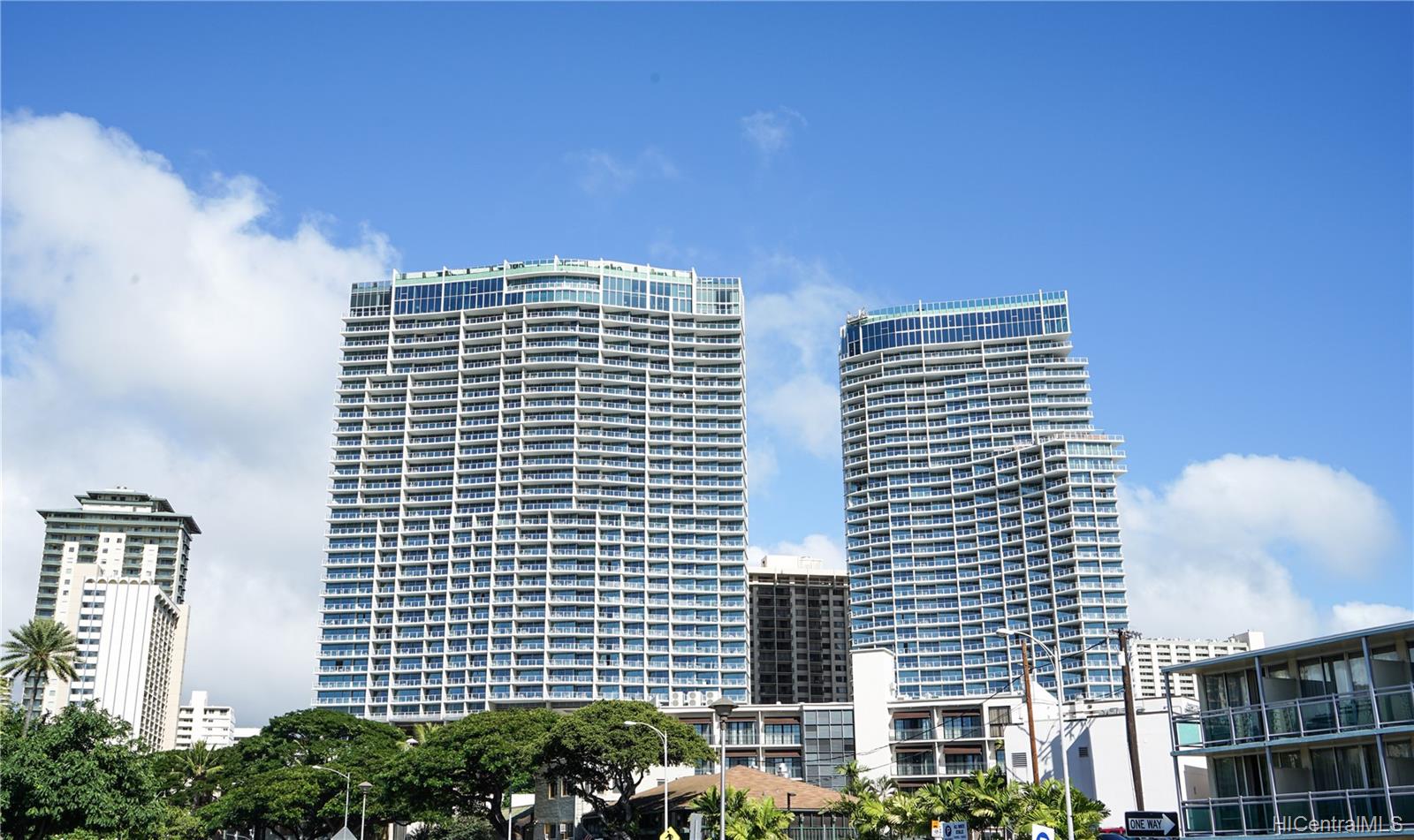 The Ritz-Carlton Residences Twr 2 - 383 Kalaimoku 2139 Kuhio Avenue #2308, Honolulu, HI 96815