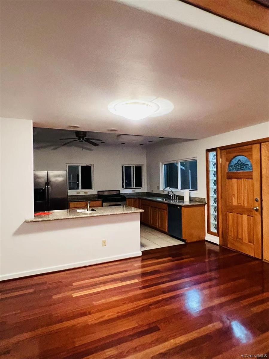 1143 Hala Drive Honolulu, HI 96817