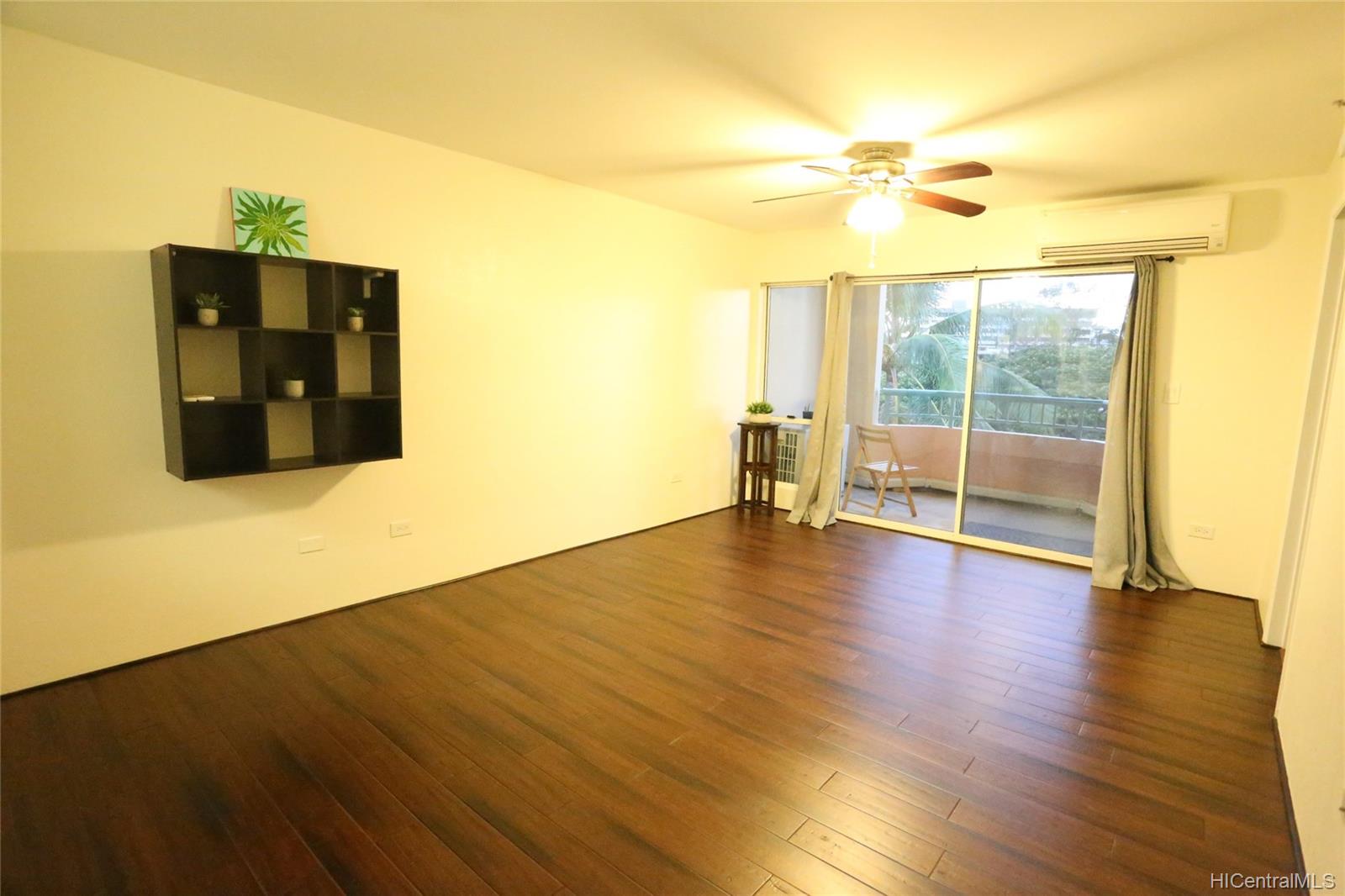 1090 Ala Napunani Street #413, Honolulu, HI 96818