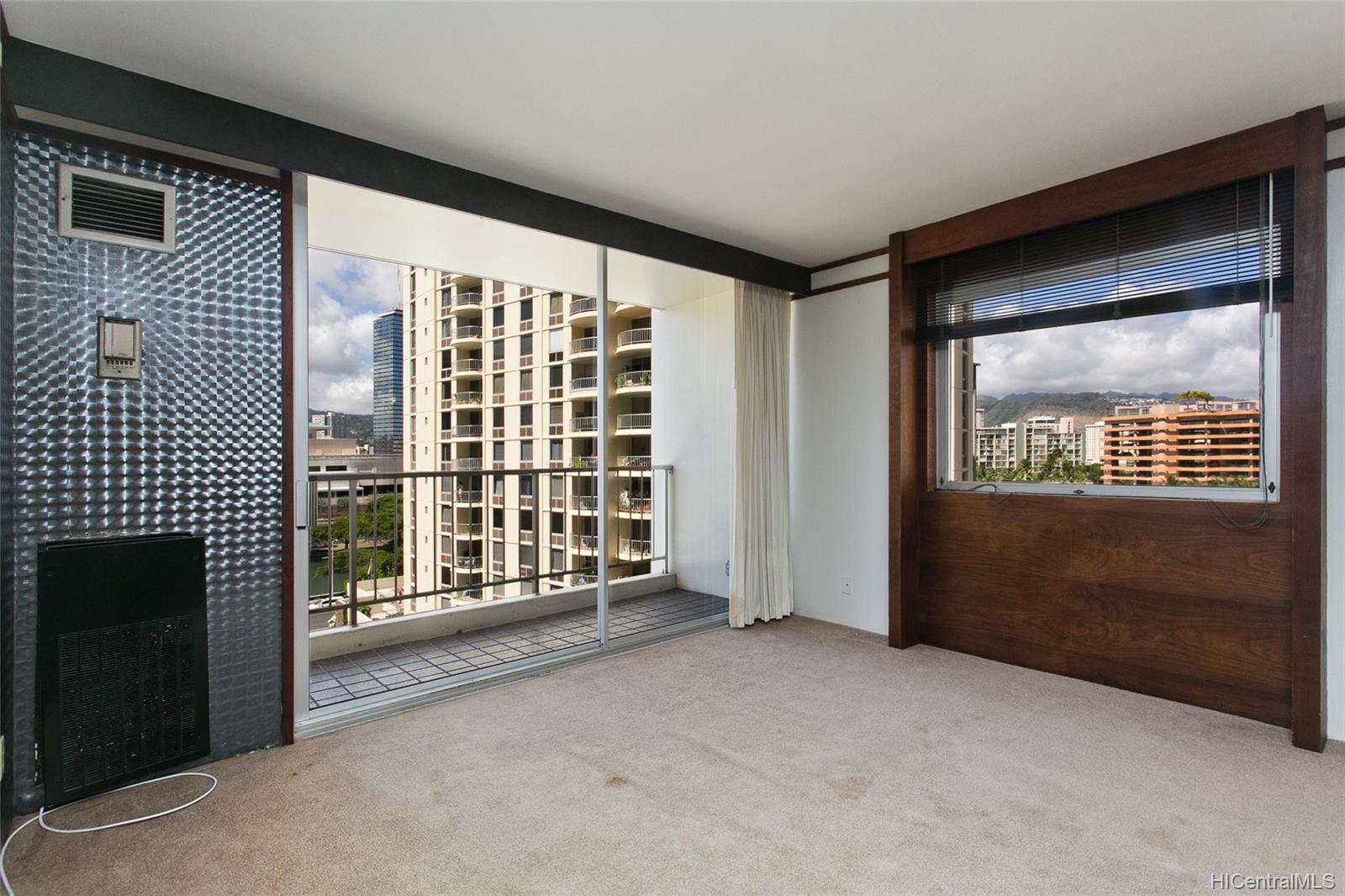 400 Hobron Lane #814, Honolulu, HI 96815