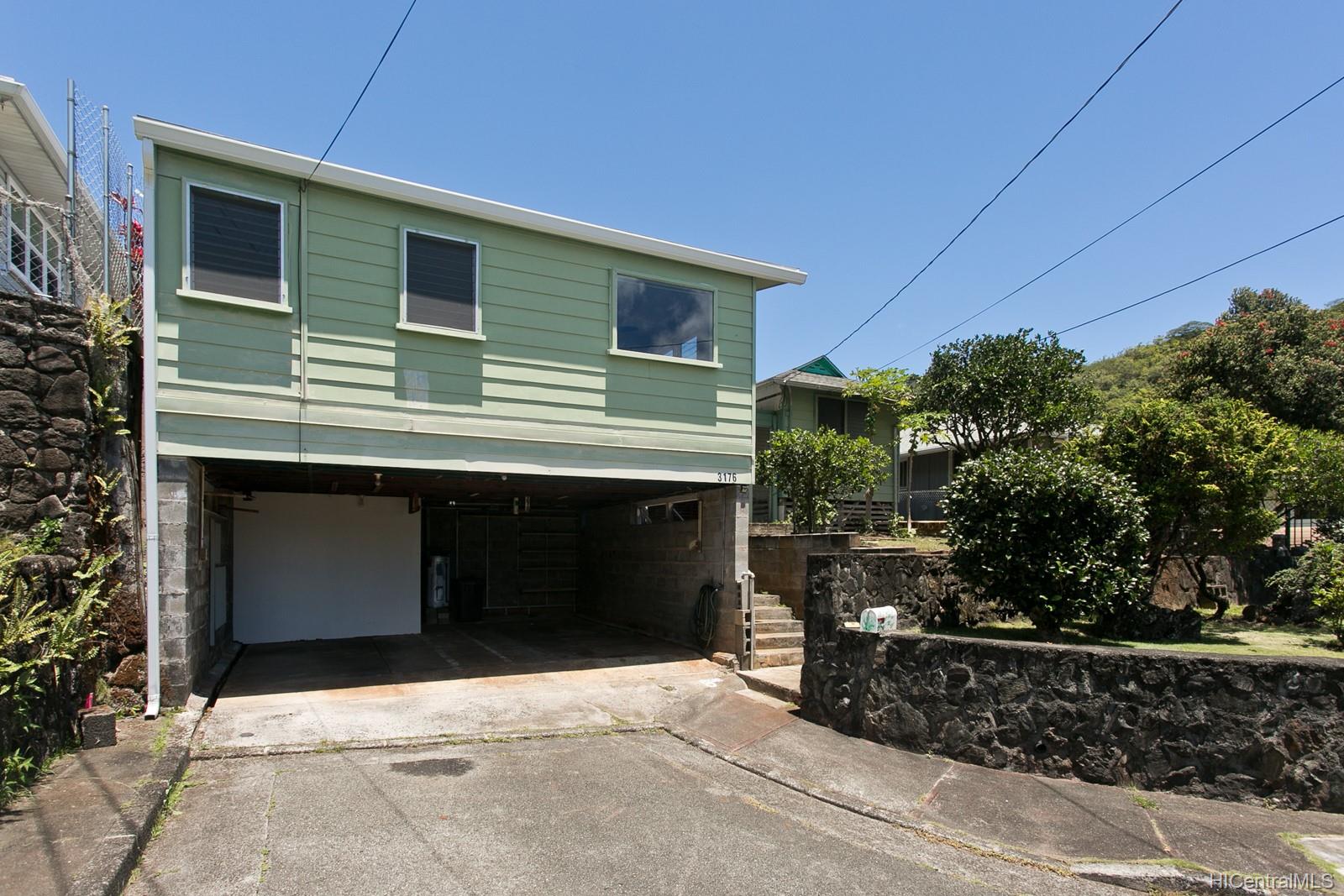 3176 Holly Place Honolulu, HI 96816