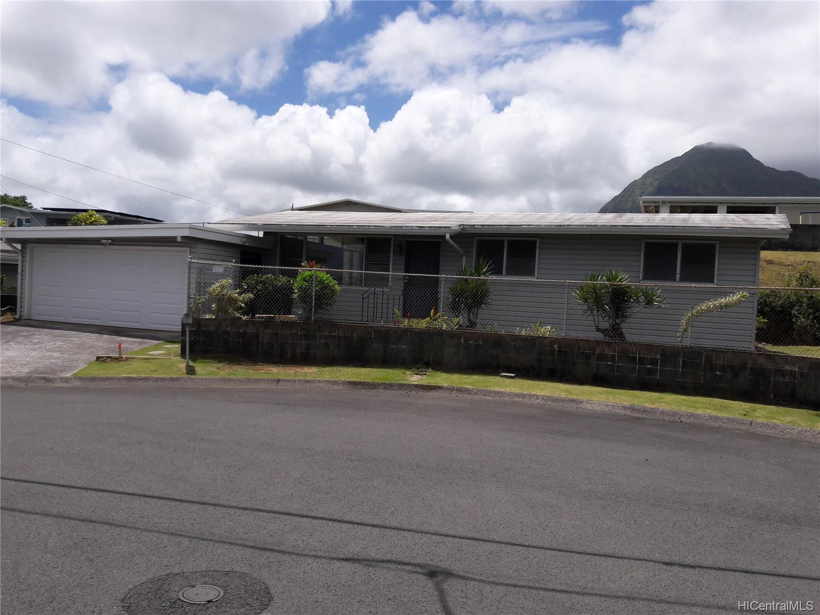 45-586 Kanaka Place Kaneohe, HI 96744