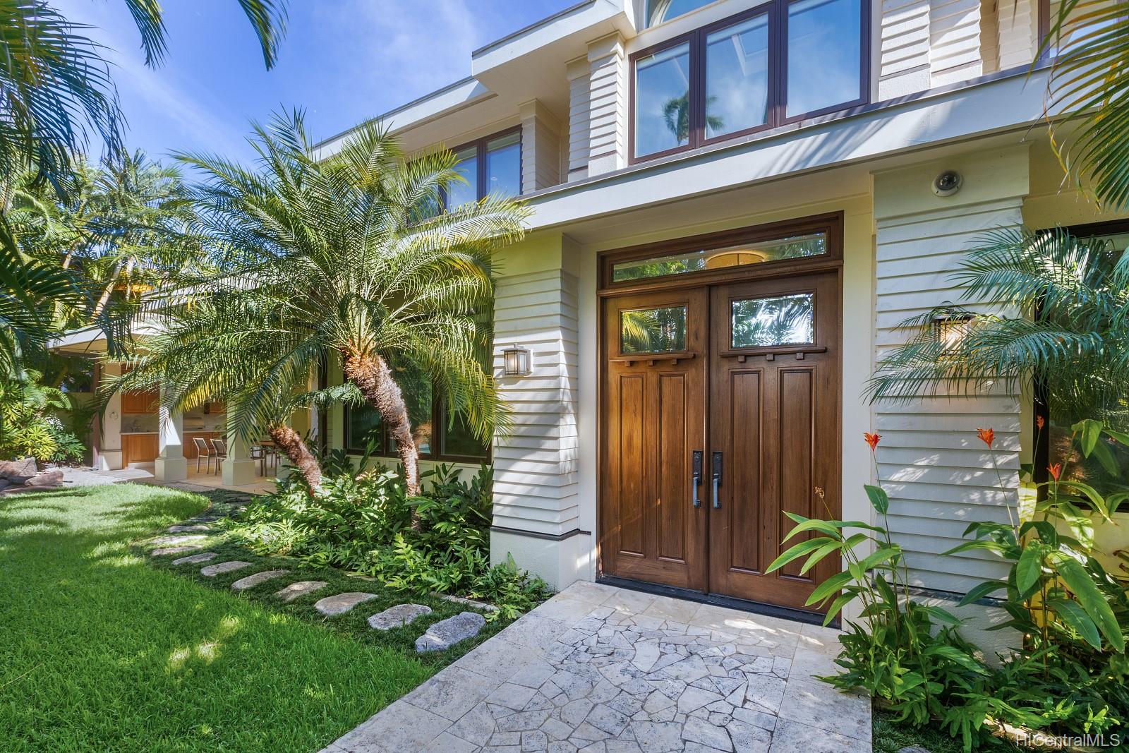 4351 Kahala Avenue Honolulu, HI 96816