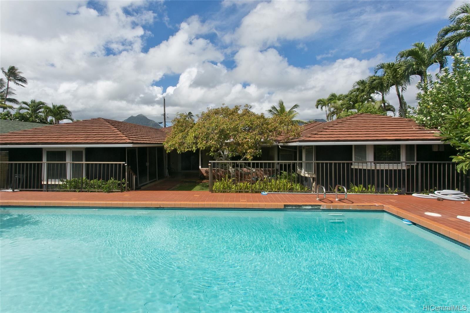 638 Kanaha Street Kailua, HI 96734