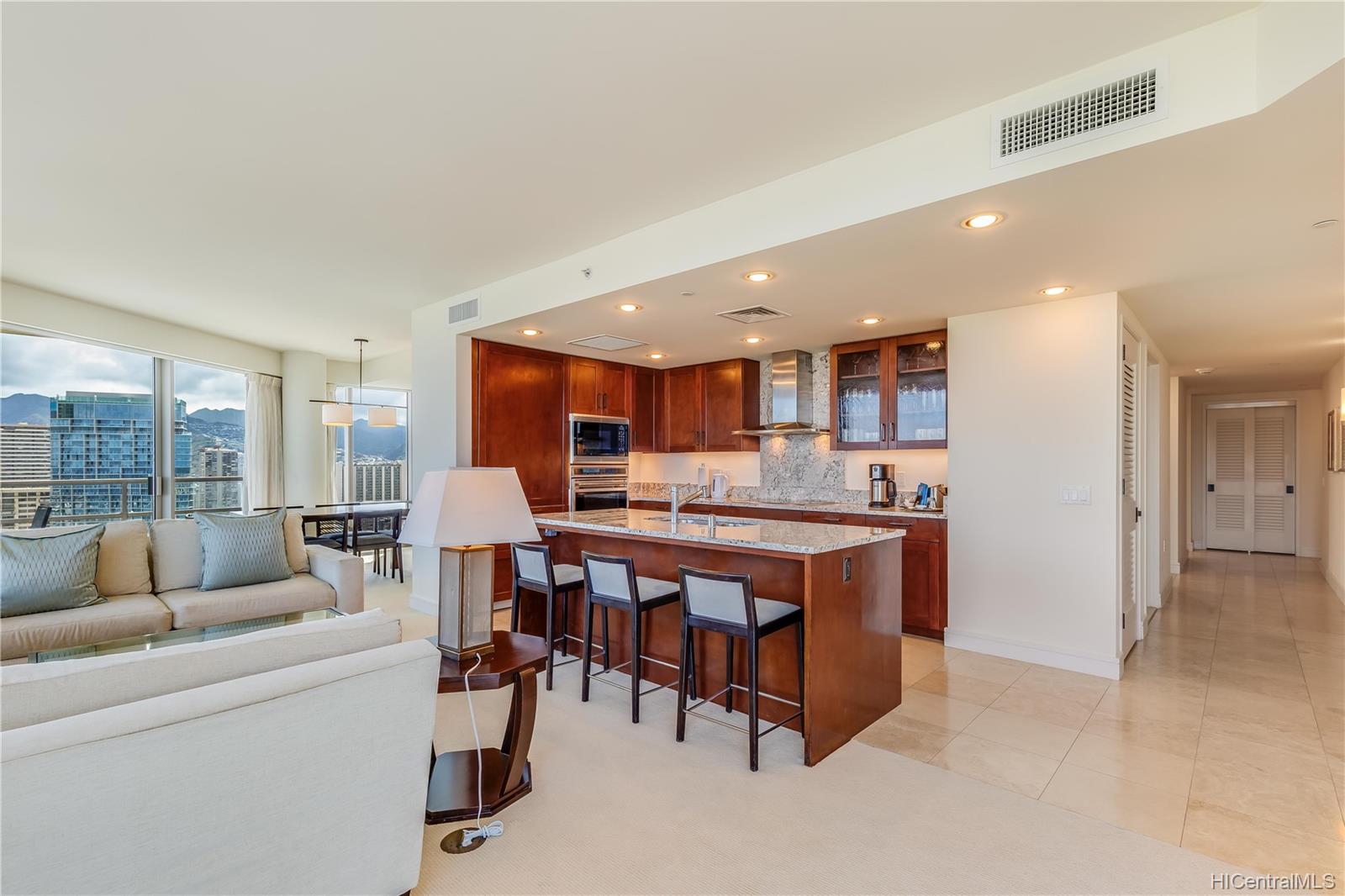 223 Saratoga Road #3001, Honolulu, HI 96815