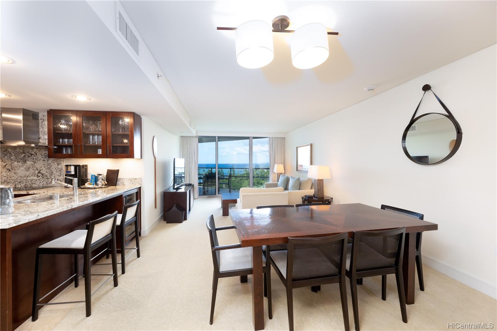 223 Saratoga Road #1215, Honolulu, HI 96815