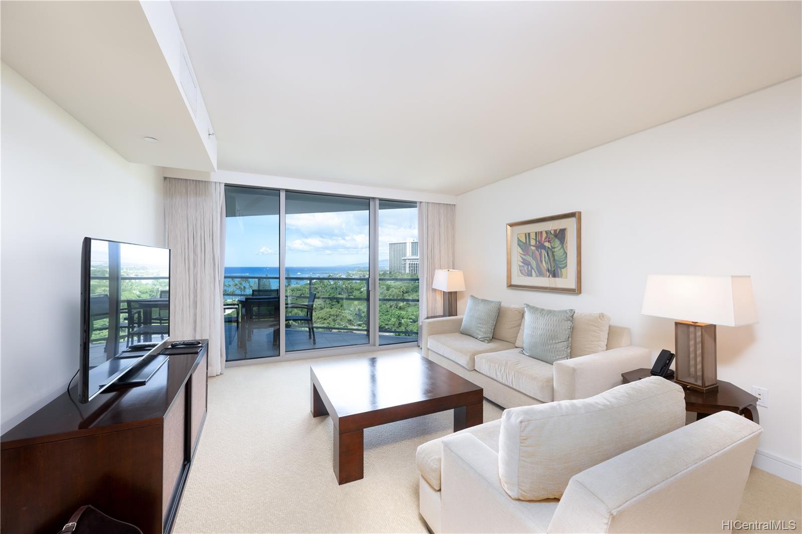 223 Saratoga Road #1215, Honolulu, HI 96815