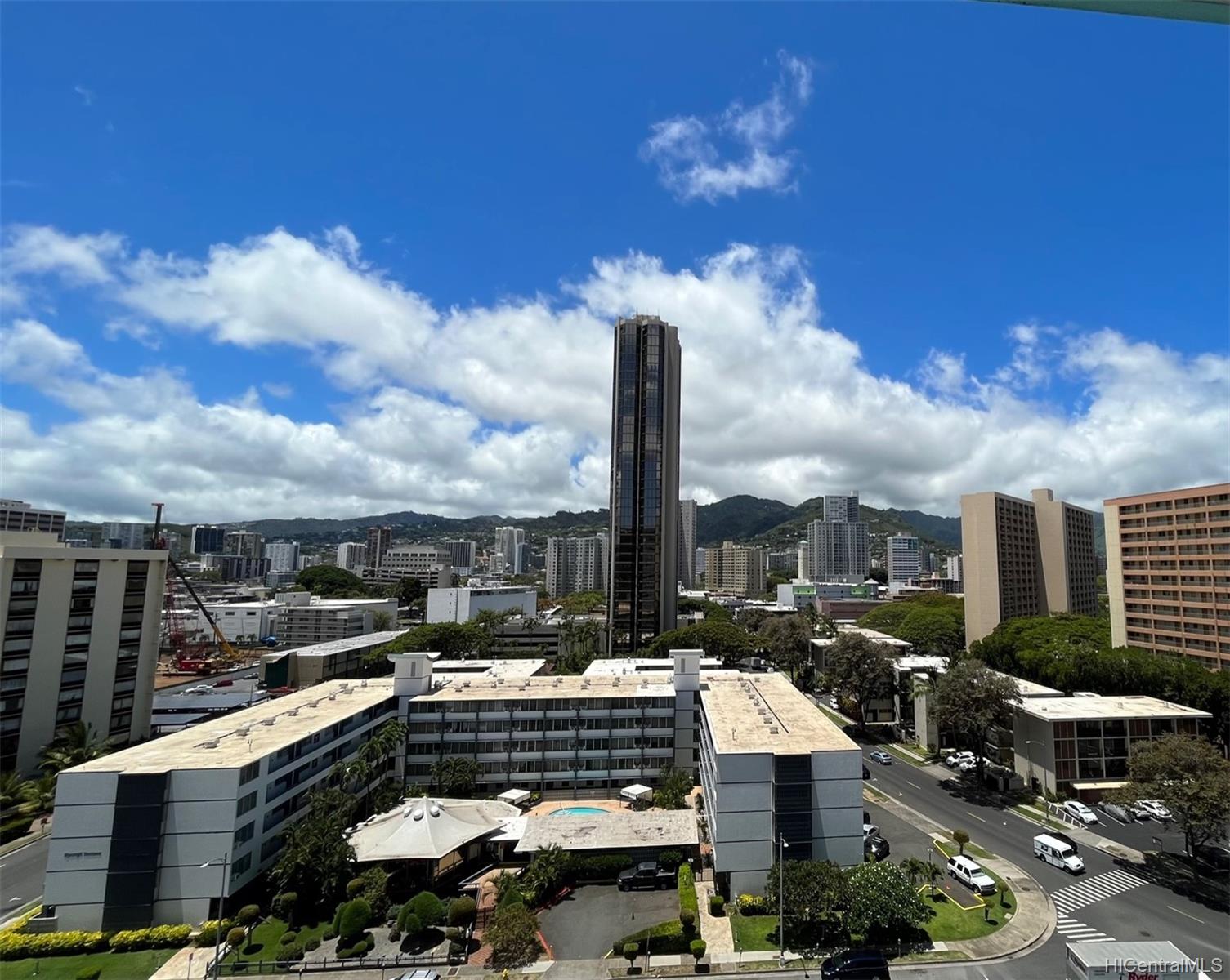 1560 Kanunu Street #1219, Honolulu, HI 96814