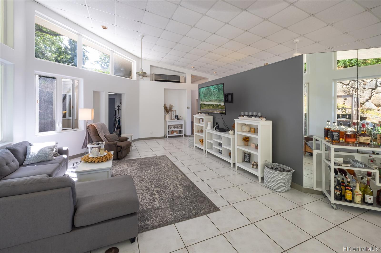 44-122 Ikeanani Drive Kaneohe, HI 96744