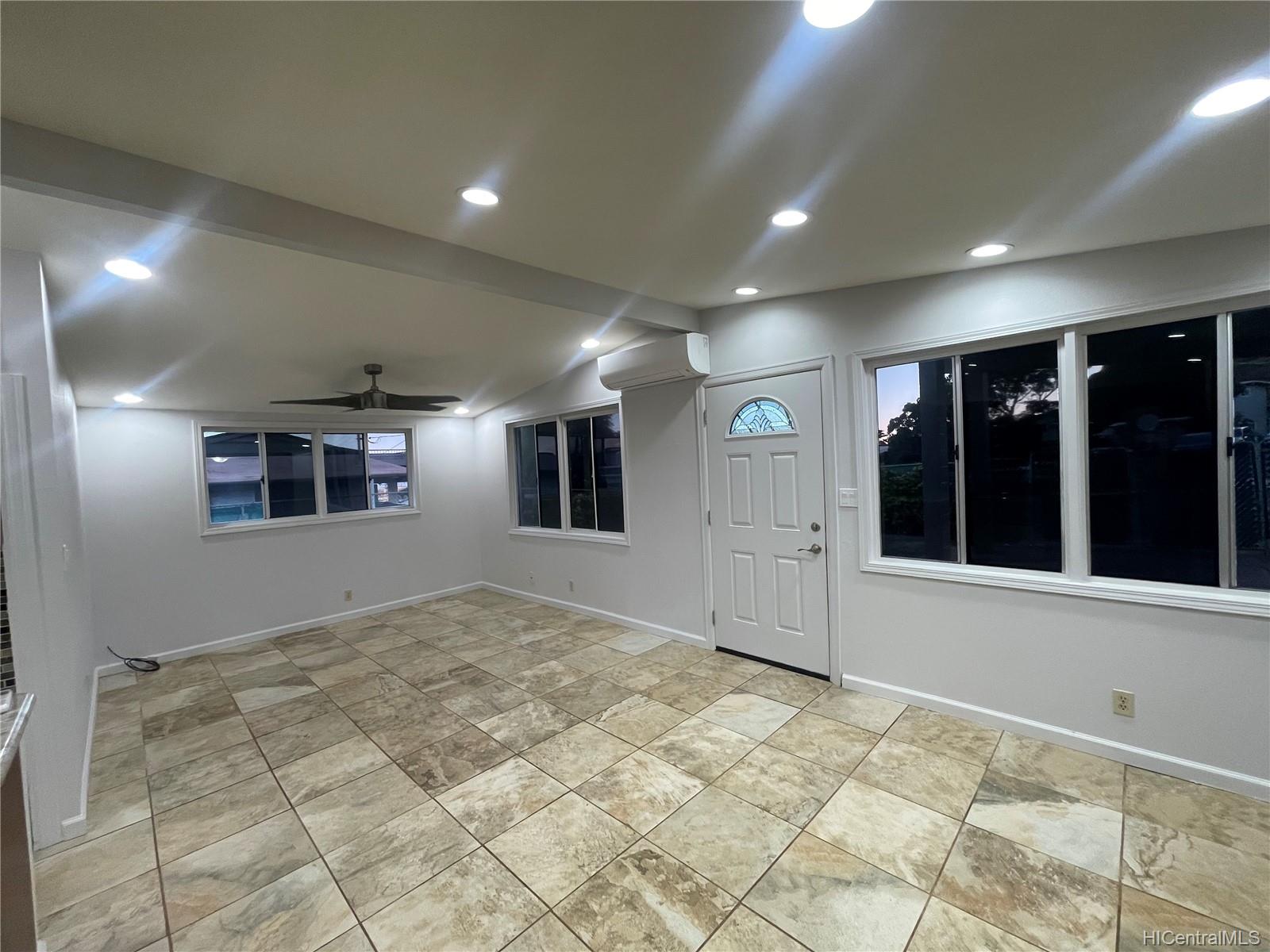 92-392 Akaula Street Kapolei, HI 96707