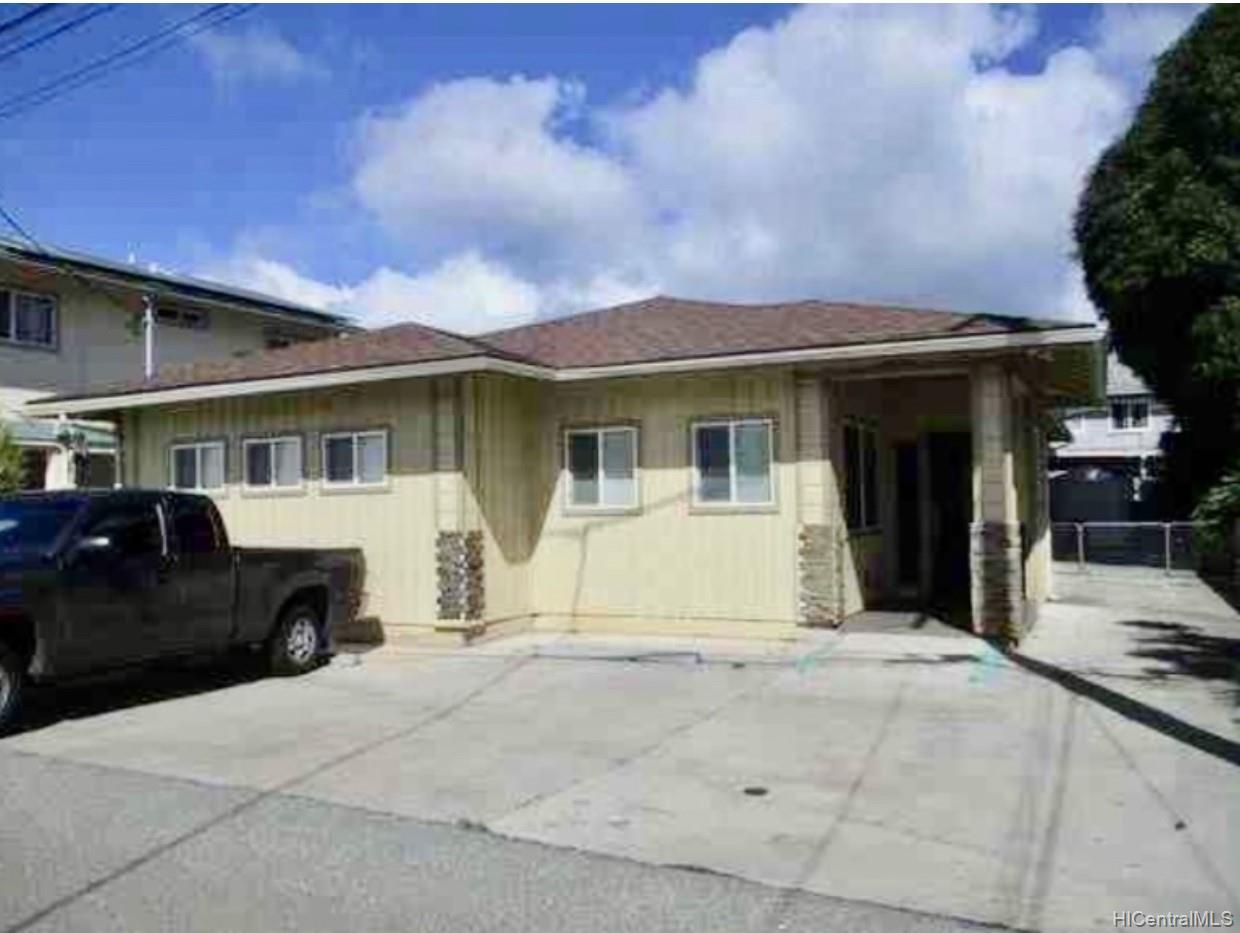 2010 Puaala Lane Honolulu, HI 96819