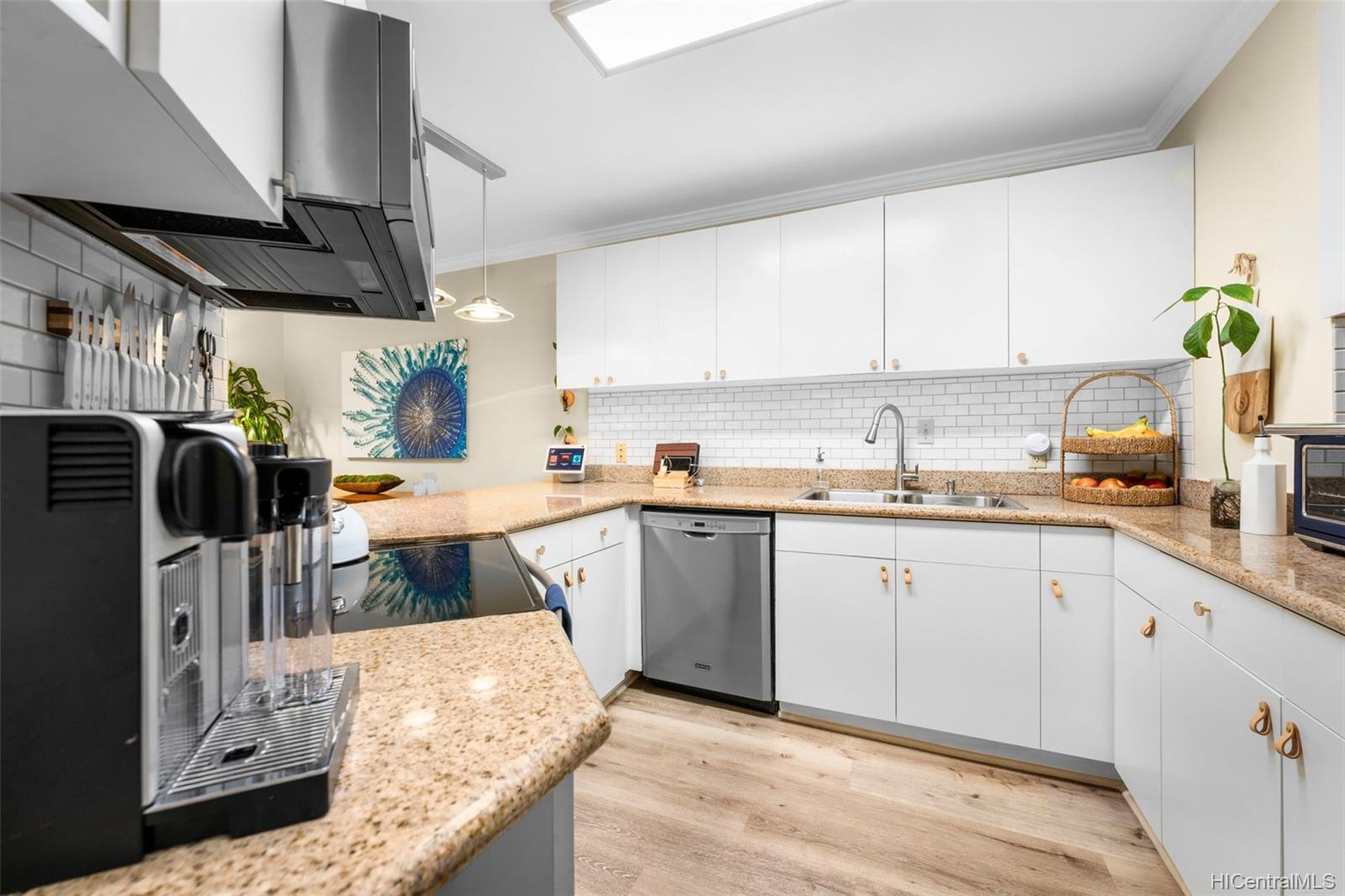 2311 10th Avenue #A, Honolulu, HI 96816