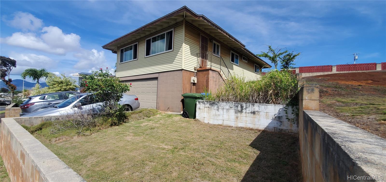 2218 Aumakua Street Pearl City, HI 96782