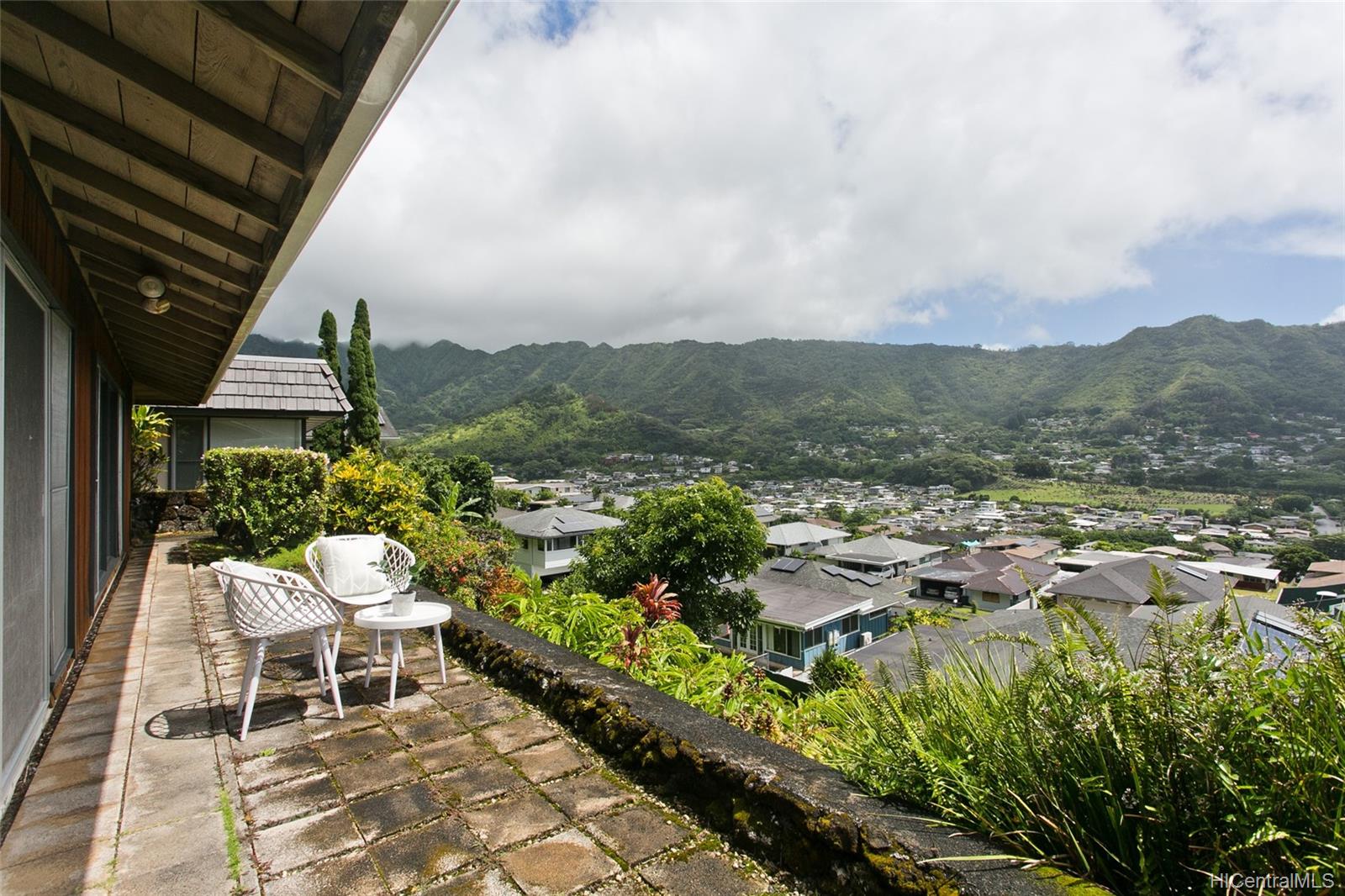 3317 Huelani Drive Honolulu, HI 96822