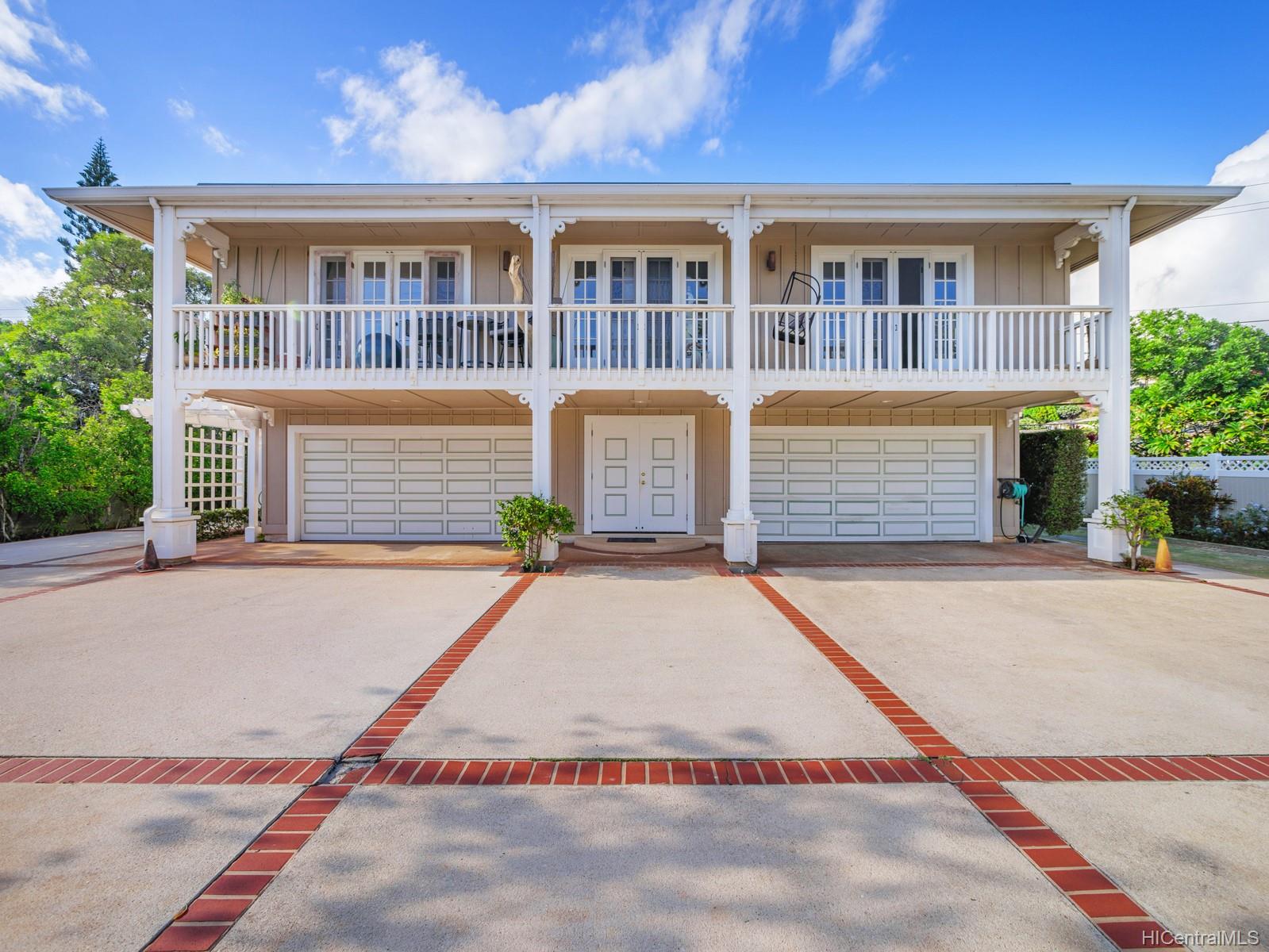 4929 Kalanianaole Highway Honolulu, HI 96821