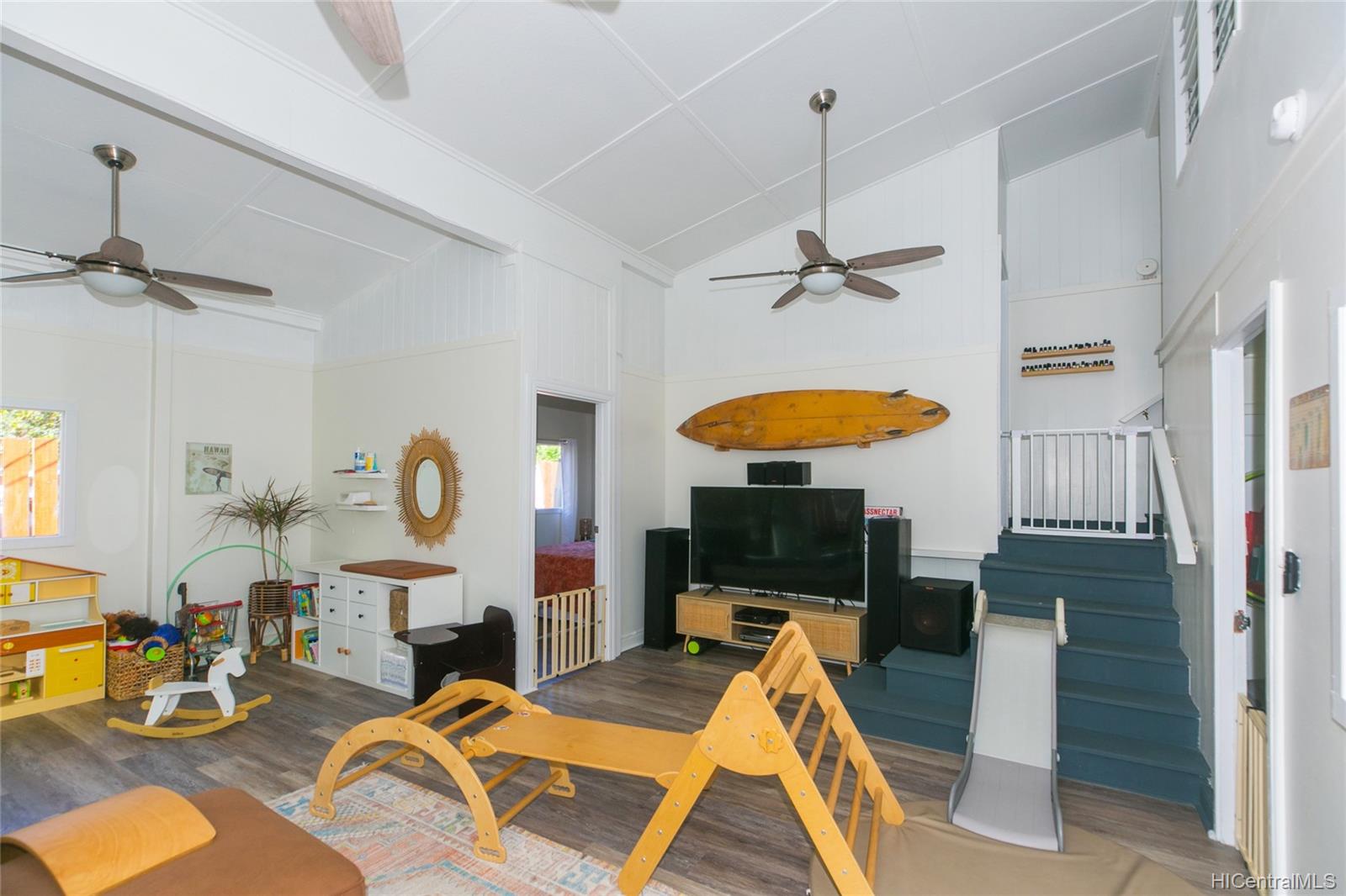 41-1014 Malolo Street Waimanalo, HI 96795