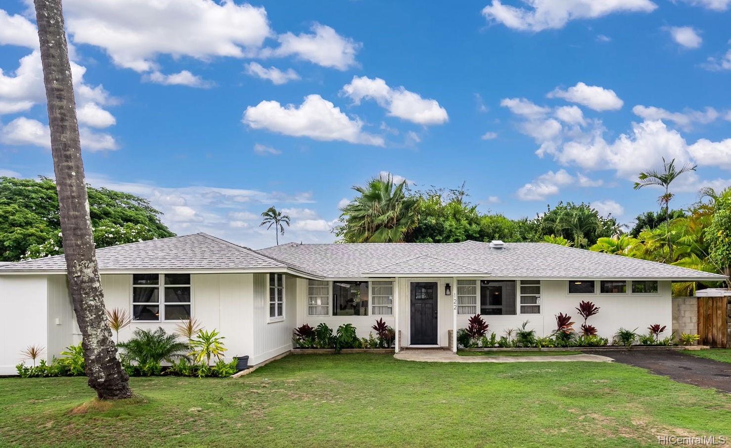 122 Kaiholu Street Kailua, HI 96734