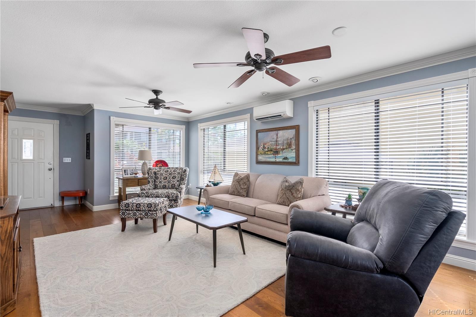 94-1037 Mauele Street Waipahu, HI 96797