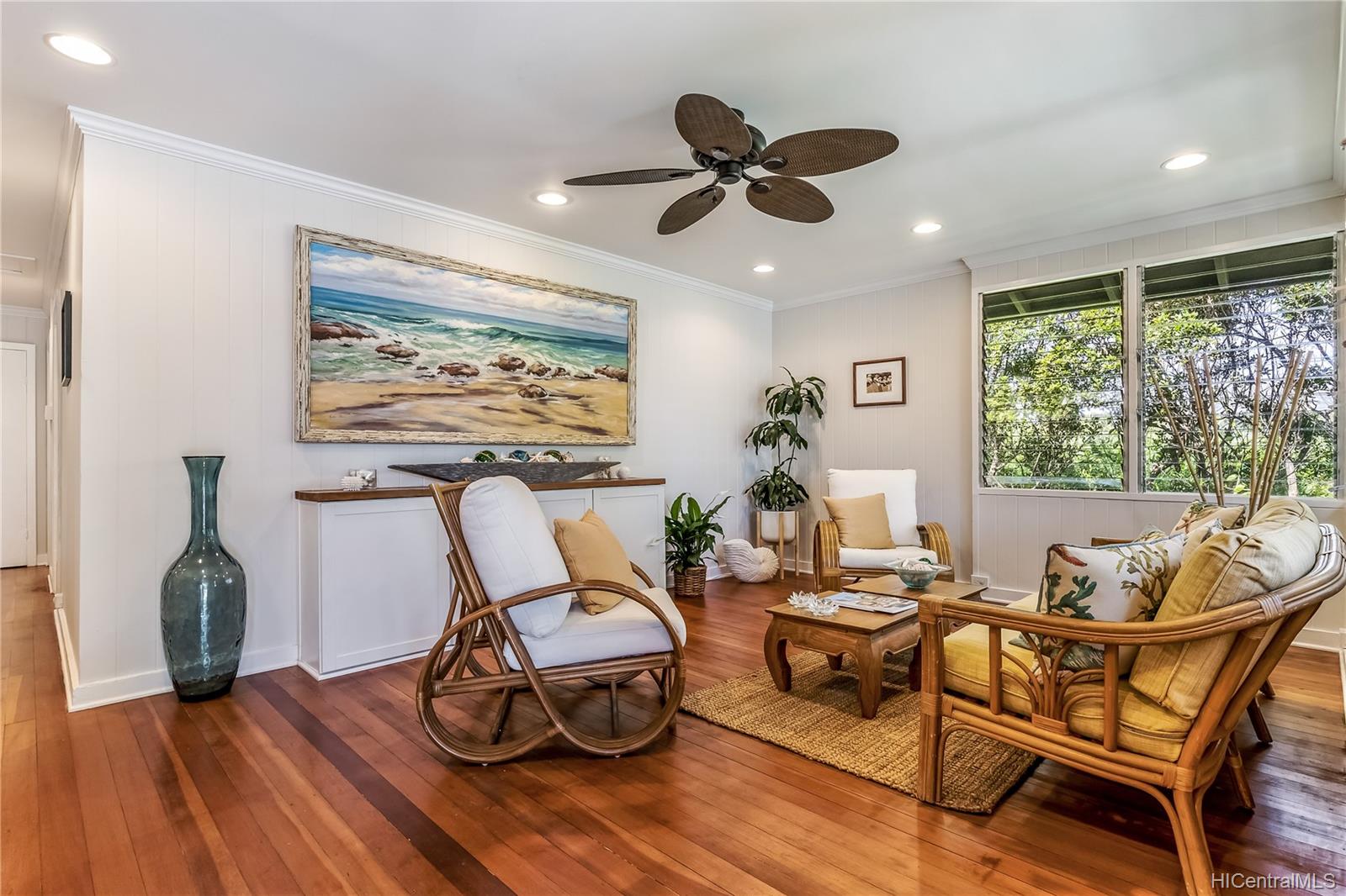 215 Kihapai Street Kailua, HI 96734