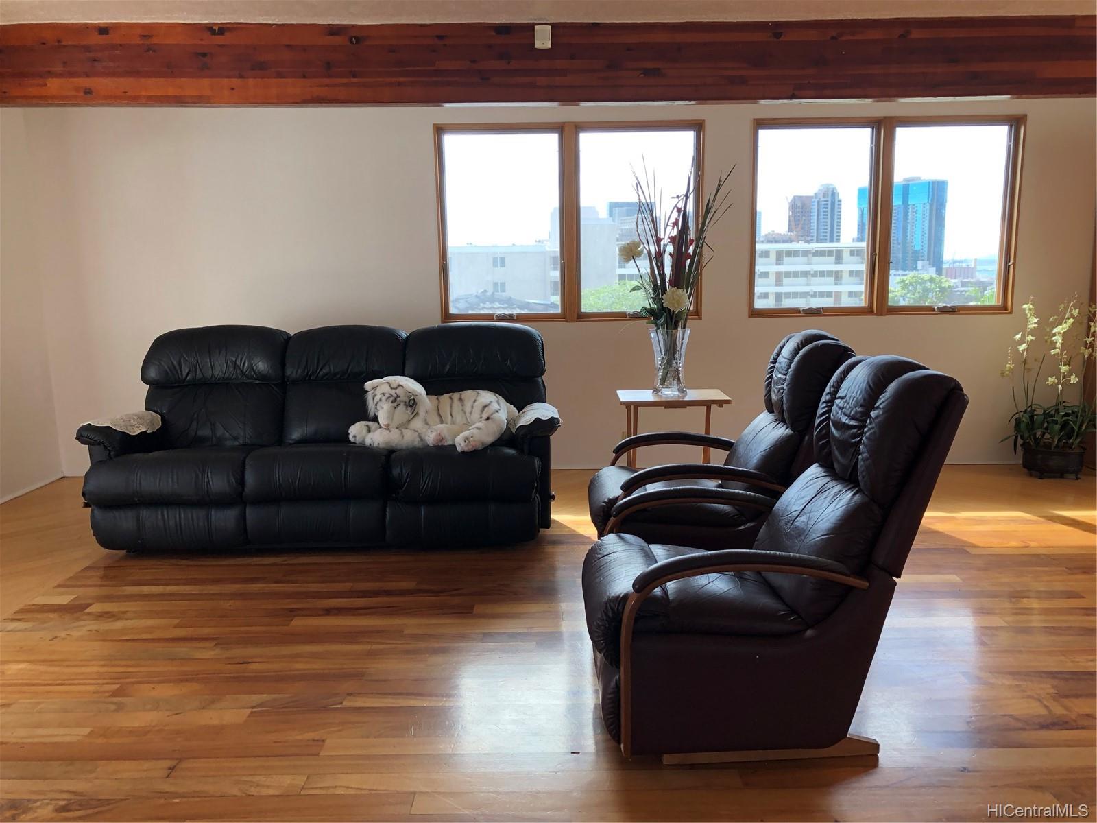 1608 Miller Street Honolulu, HI 96813