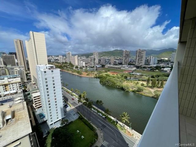 445 Seaside Avenue #2412, Honolulu, HI 96815