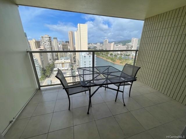 445 Seaside Avenue #2412, Honolulu, HI 96815