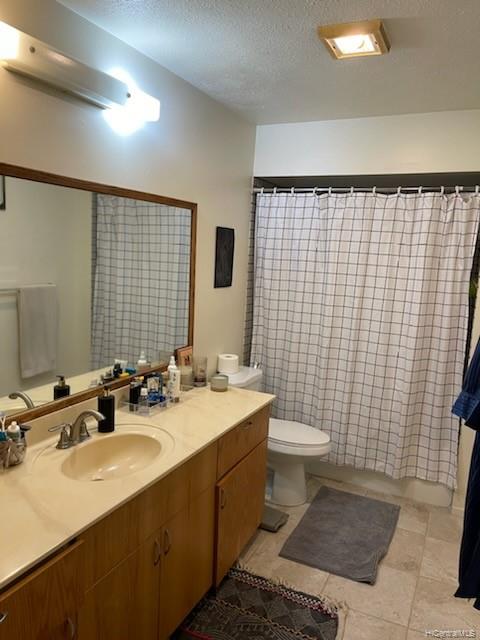 2662 Namauu Drive Honolulu, HI 96817