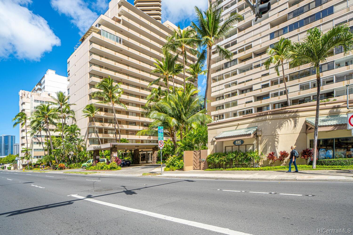 1720 Ala Moana Boulevard #405A, Honolulu, HI 96815