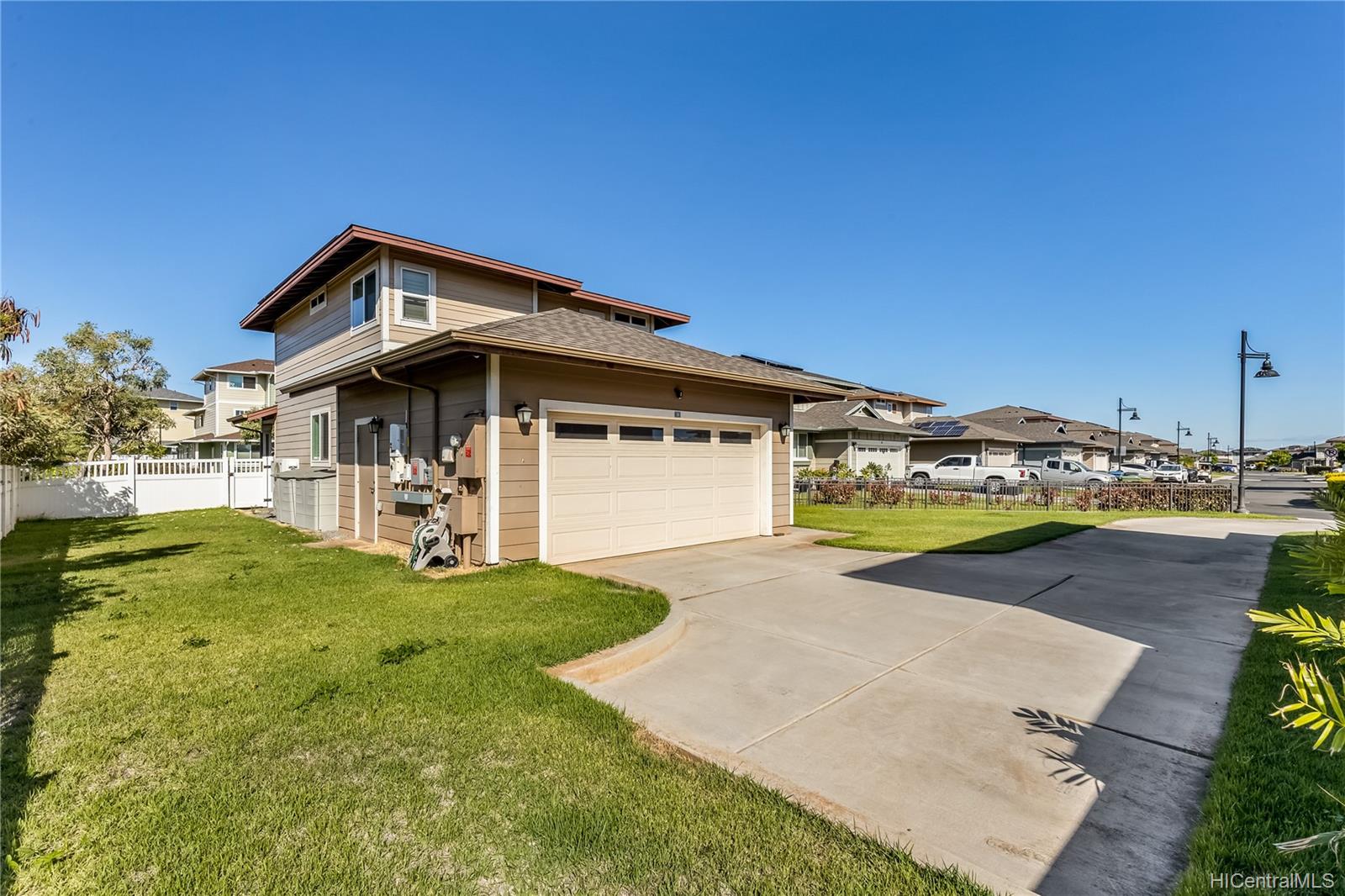  460 Kamaaha Avenue #38, Kapolei, HI 96707