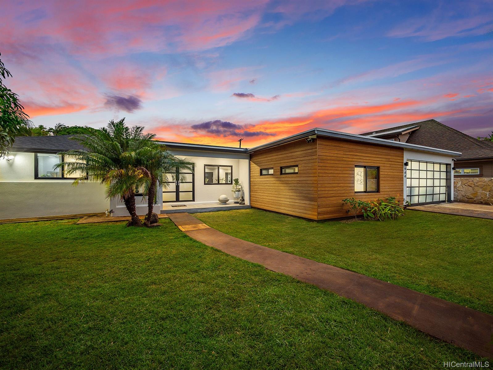 944 Koloa Street Honolulu, HI 96816