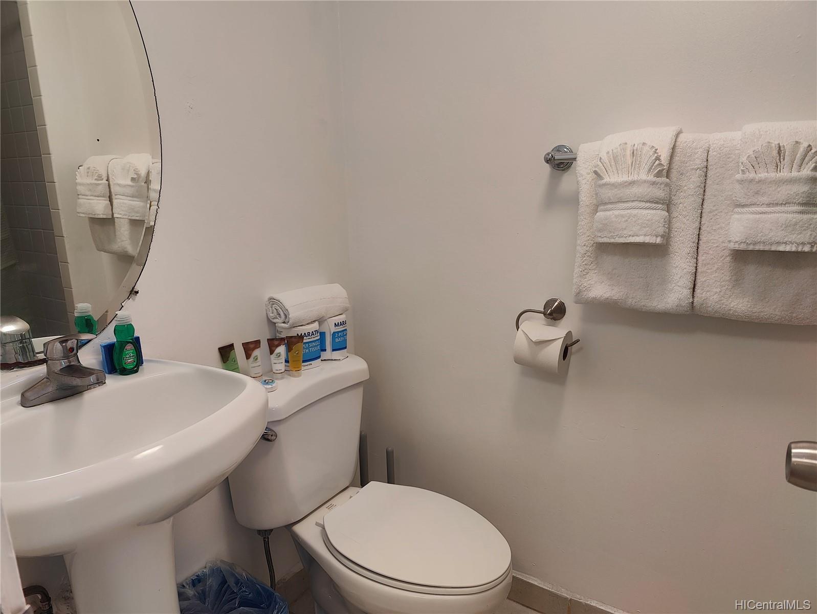 444 Kanekapolei Street #315, Honolulu, HI 96815