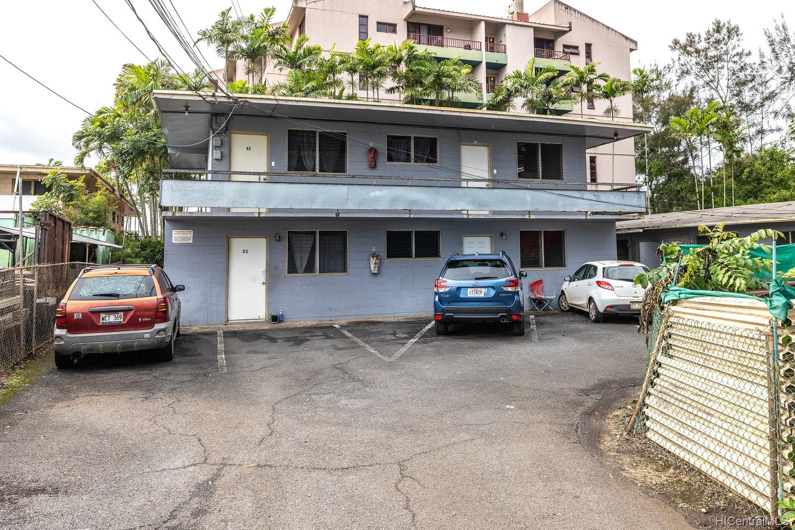 176 Wilikina Drive Wahiawa, HI 96786